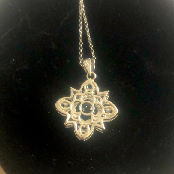 JTV Sapphire Topaz starburst pendant necklace .925 sterling silver chain HP! - Picture 2 of 3